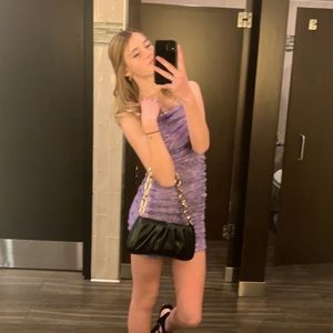 Meet your Posher, Cloe